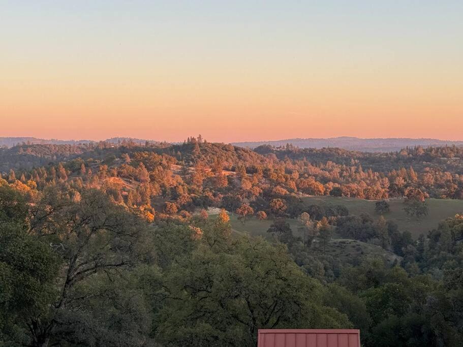 The Fiddletown Vineyard Retreat