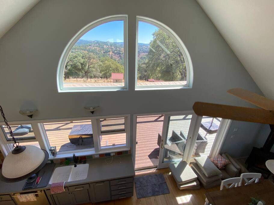 The Fiddletown Vineyard Retreat