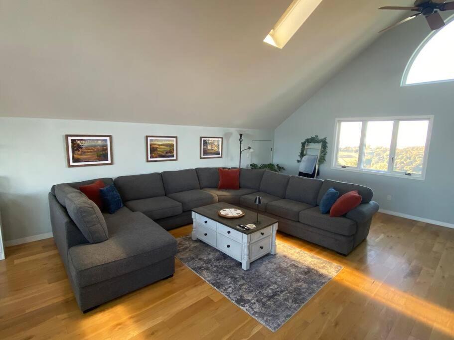 The Fiddletown Vineyard Retreat