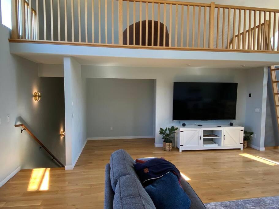 The Fiddletown Vineyard Retreat