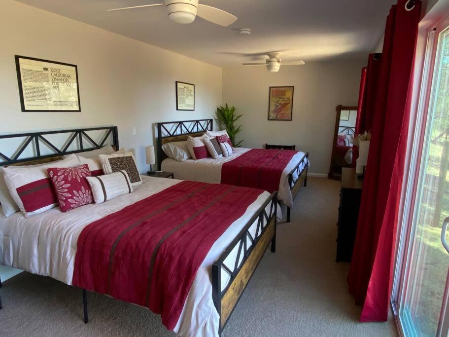 The Fiddletown Vineyard Retreat
