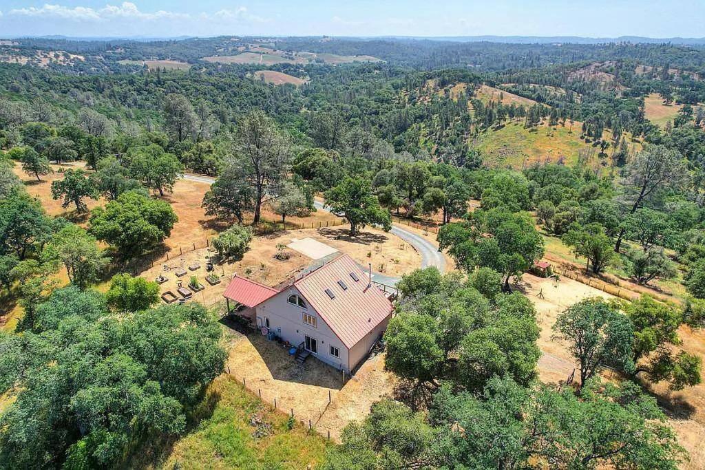 The Fiddletown Vineyard Retreat