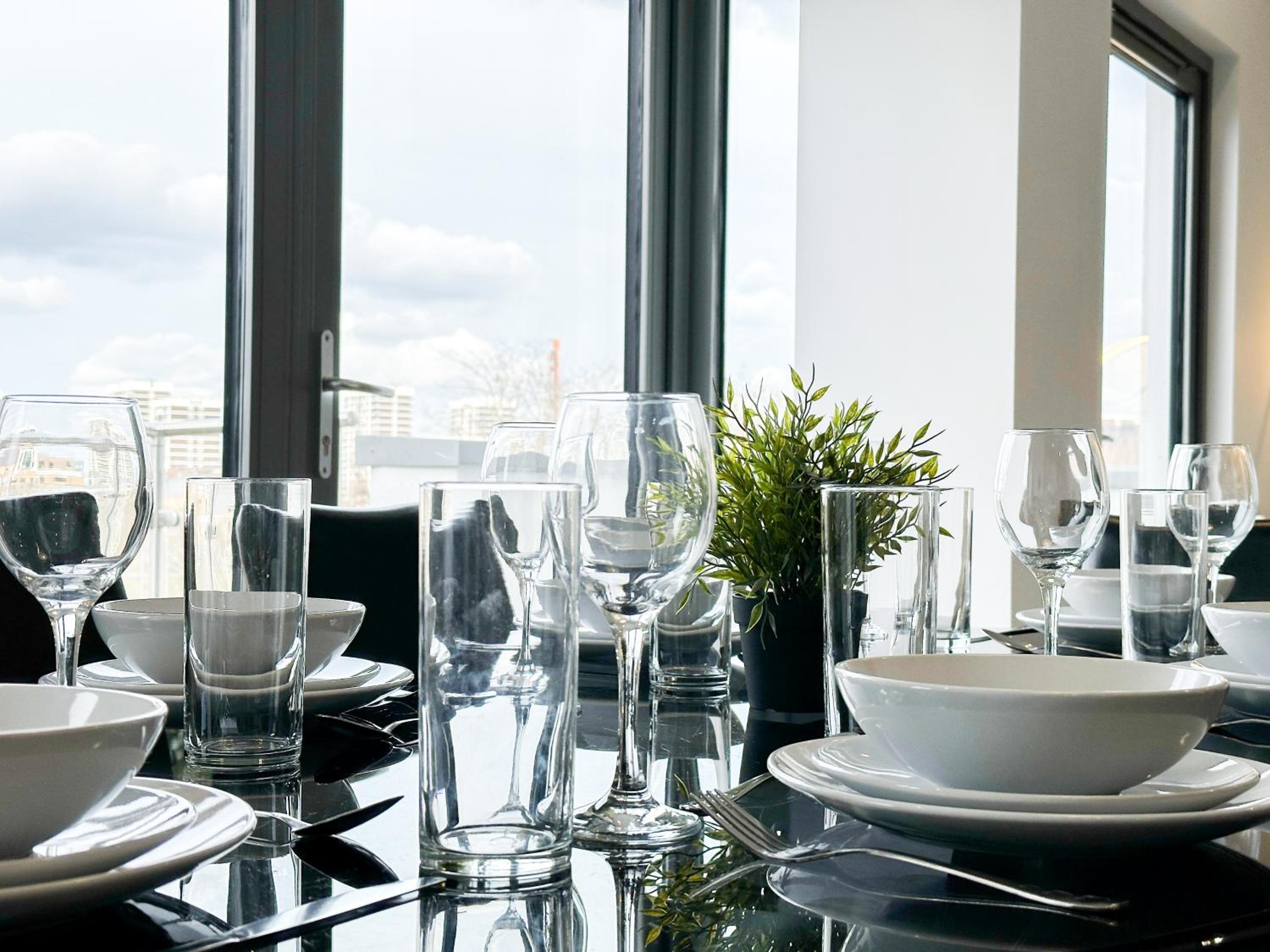 Contemporary Apartments with Private Balconies in Hoxton near Shoreditch, Old Street, Islington by NourNest Apartments