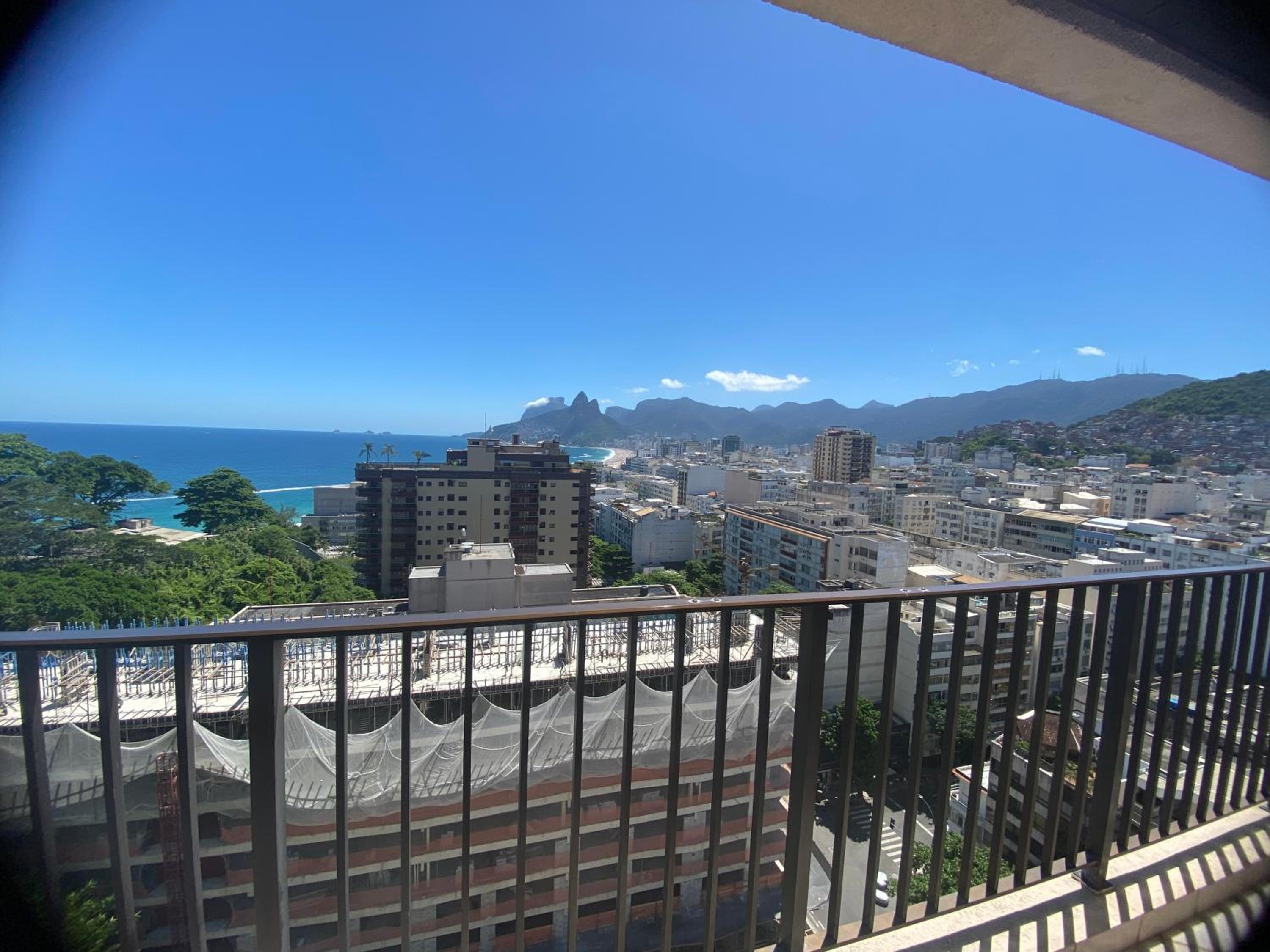 Apartamento no Arpoador Copacabana