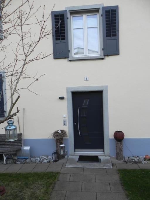 Renovierte 4,5-Zi-Wohnung mit Parkplatz in ruhiger Lage - 90m2