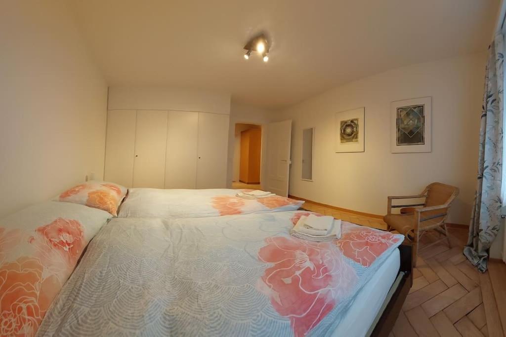 Renovierte 4,5-Zi-Wohnung mit Parkplatz in ruhiger Lage - 90m2