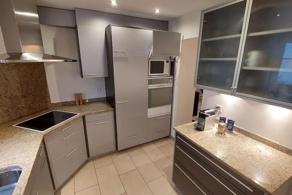 Renovierte 4,5-Zi-Wohnung mit Parkplatz in ruhiger Lage - 90m2