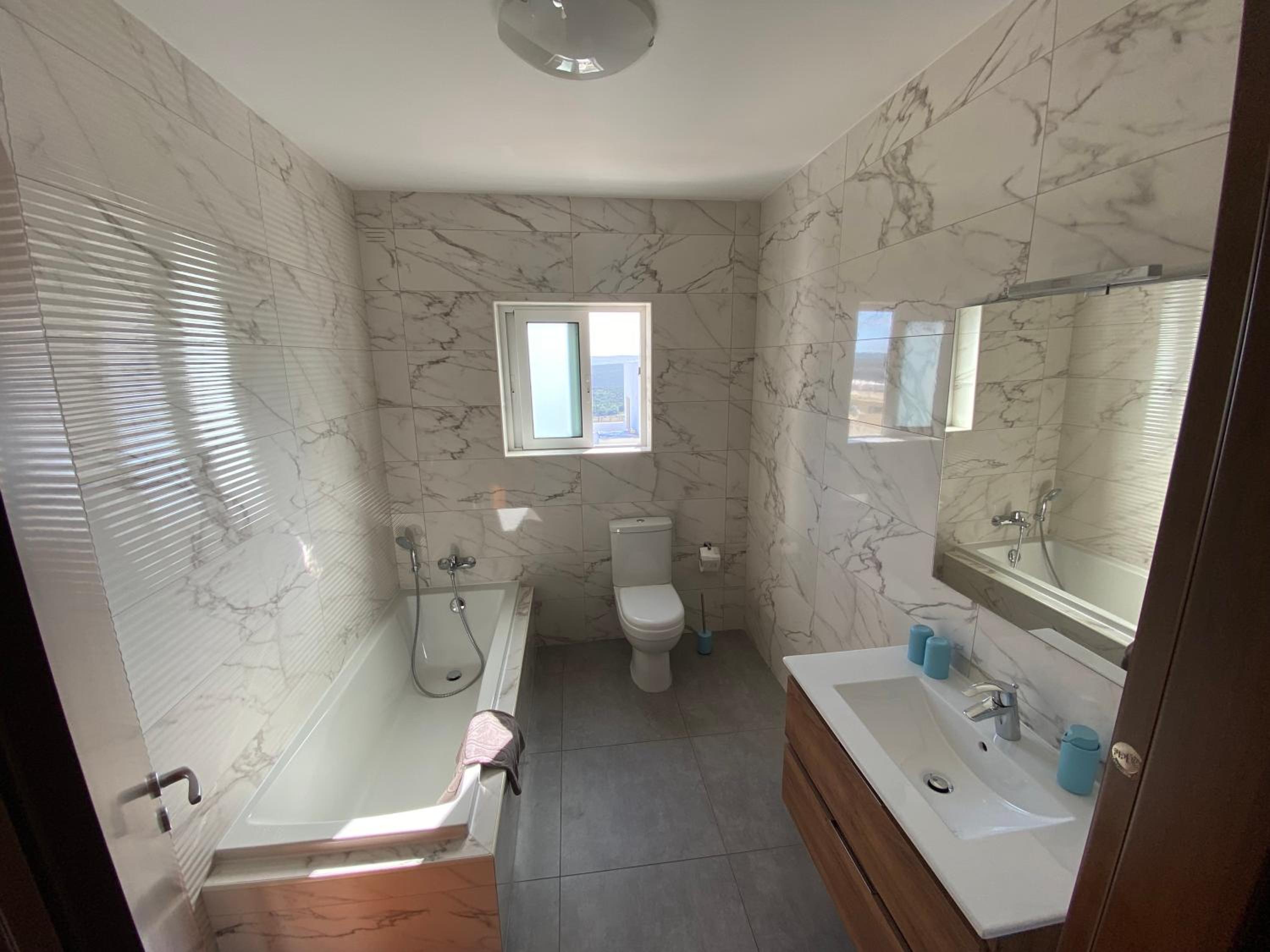 Sunshine Apartments Mellieha - modern two bedroom penthouse with terrace view 2