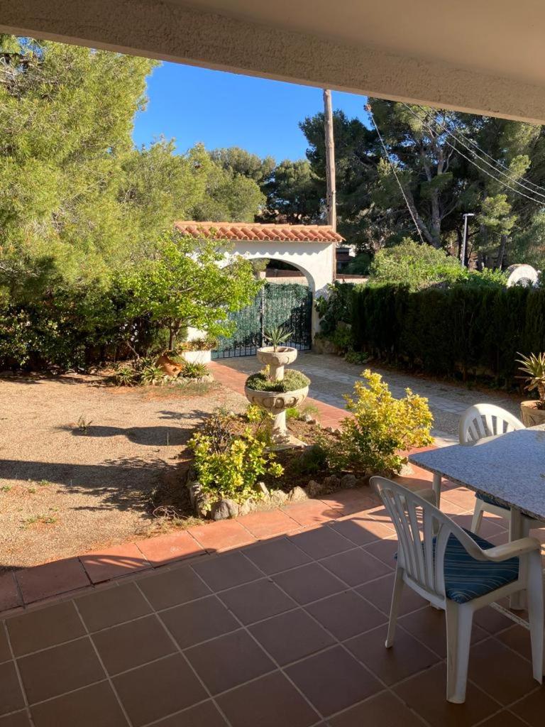 Villa con jardín