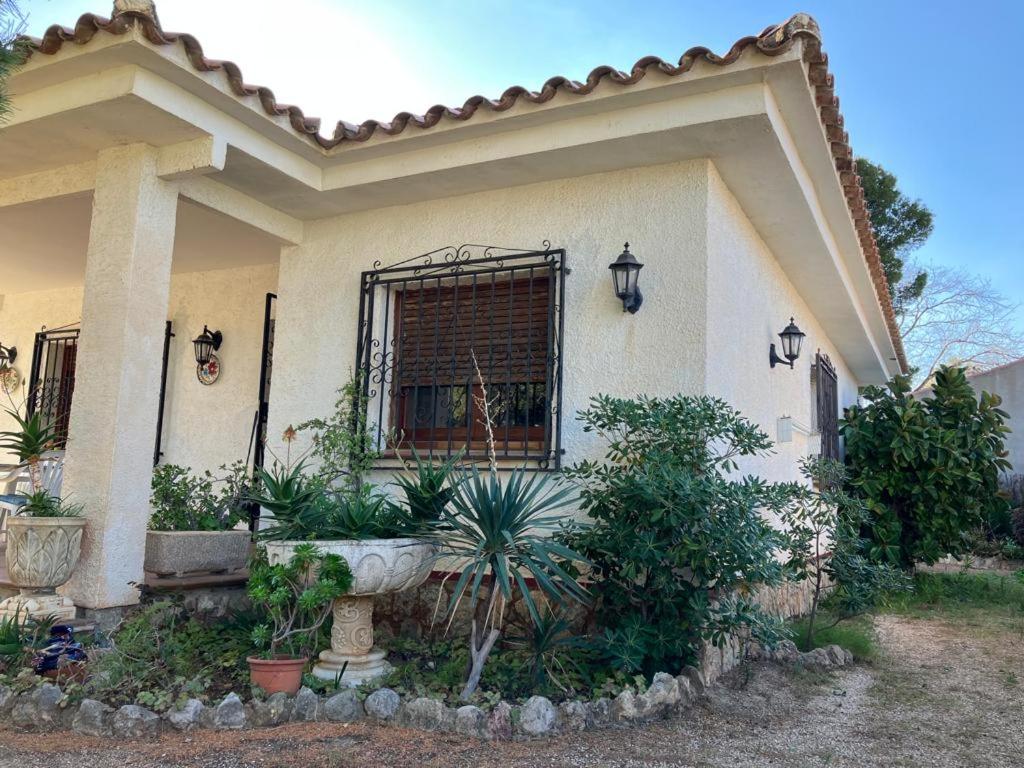 Villa con jardín