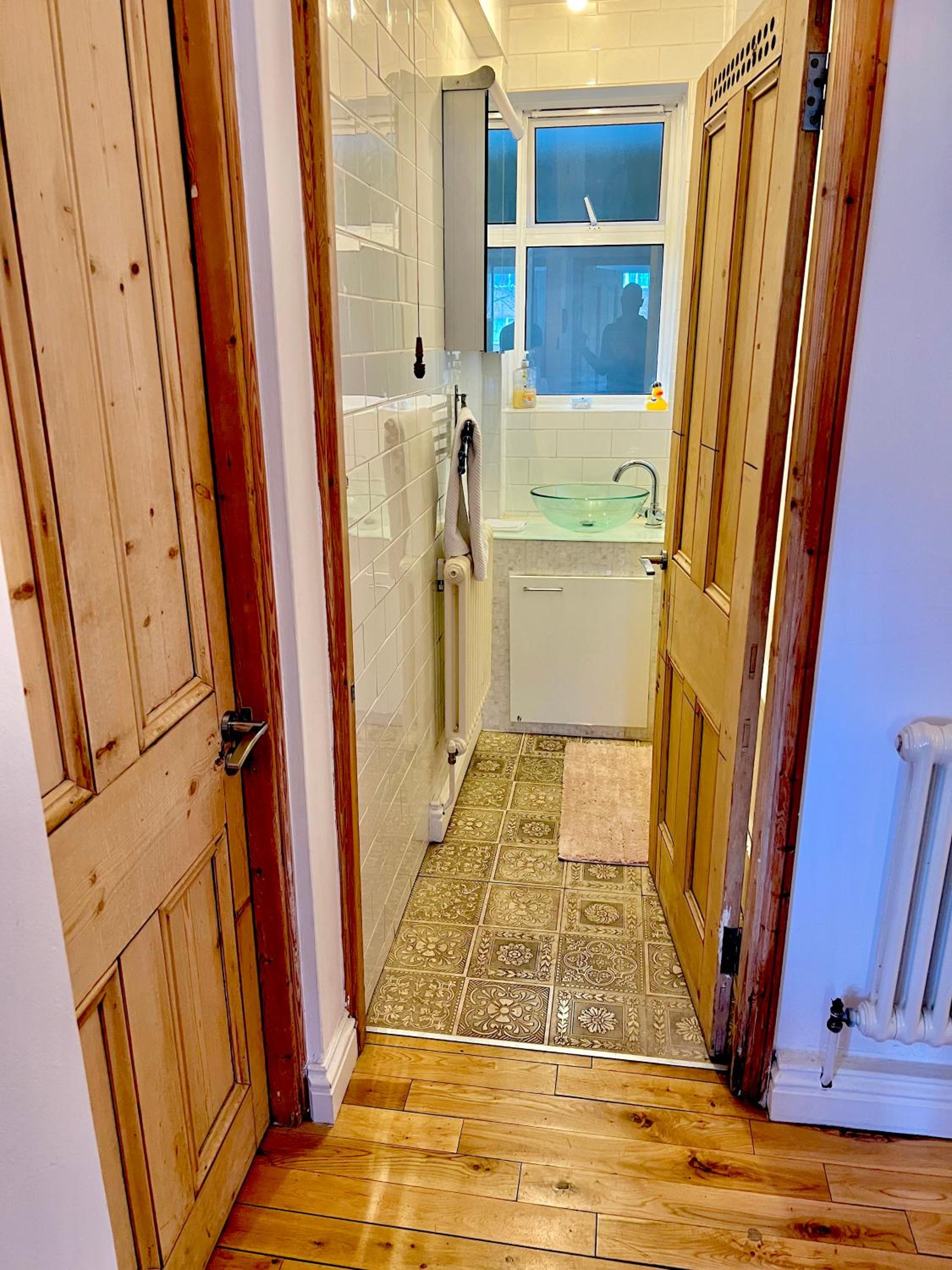 Central London Waterloo - Private Rooms in Shared Apartment
