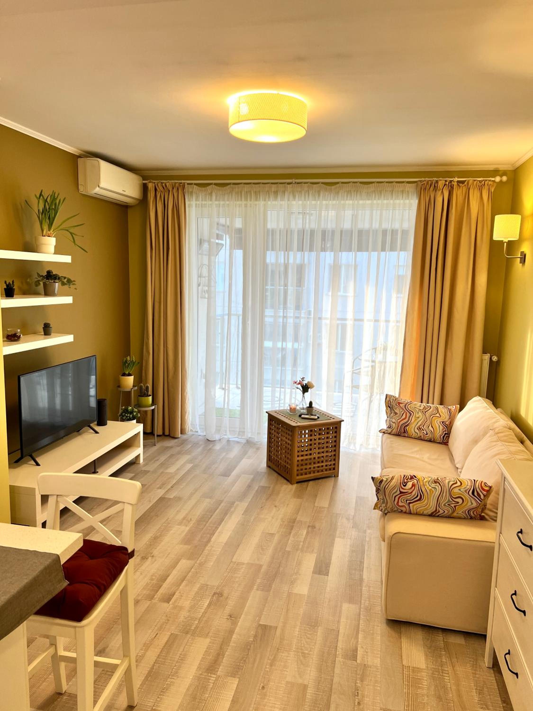 BLOSSOM NEST - 1BR apartment with terrace and underground parking view 2