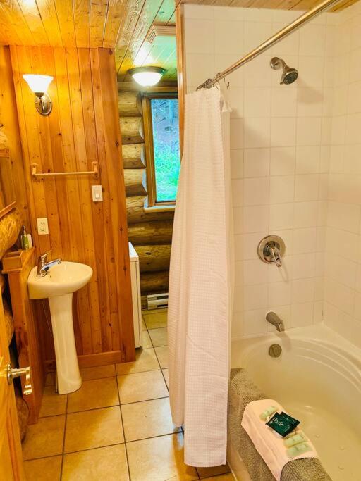Chalets Terre De l’Orme with Spa tucked away in nature