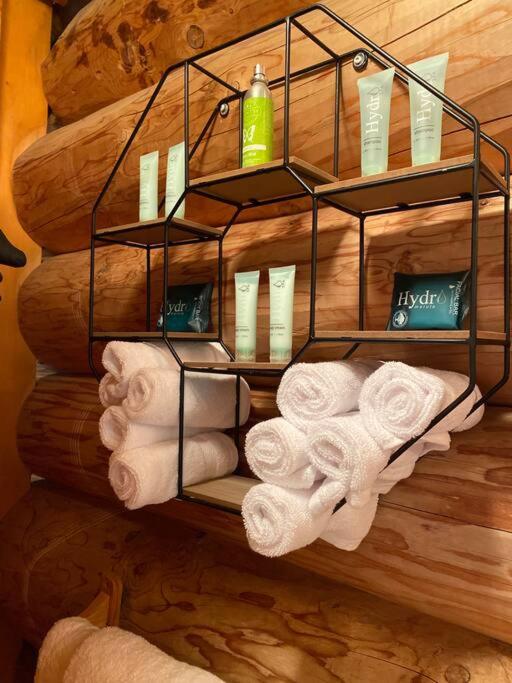 Chalets Terre De l’Orme with Spa tucked away in nature