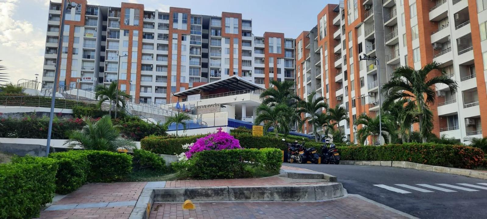 Espectacular apartamento de 3 habitaciones con piscina y parqueadero privado Excelente Relacion Precio Calidad Puntaje