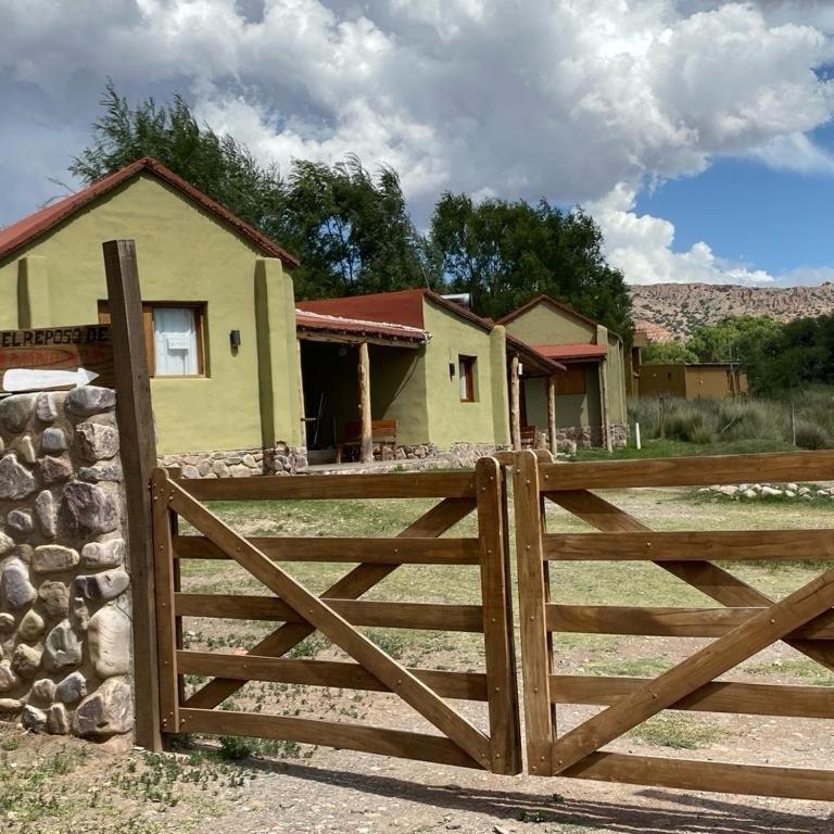 Cabañitas EL REPOSO HUMAHUACA