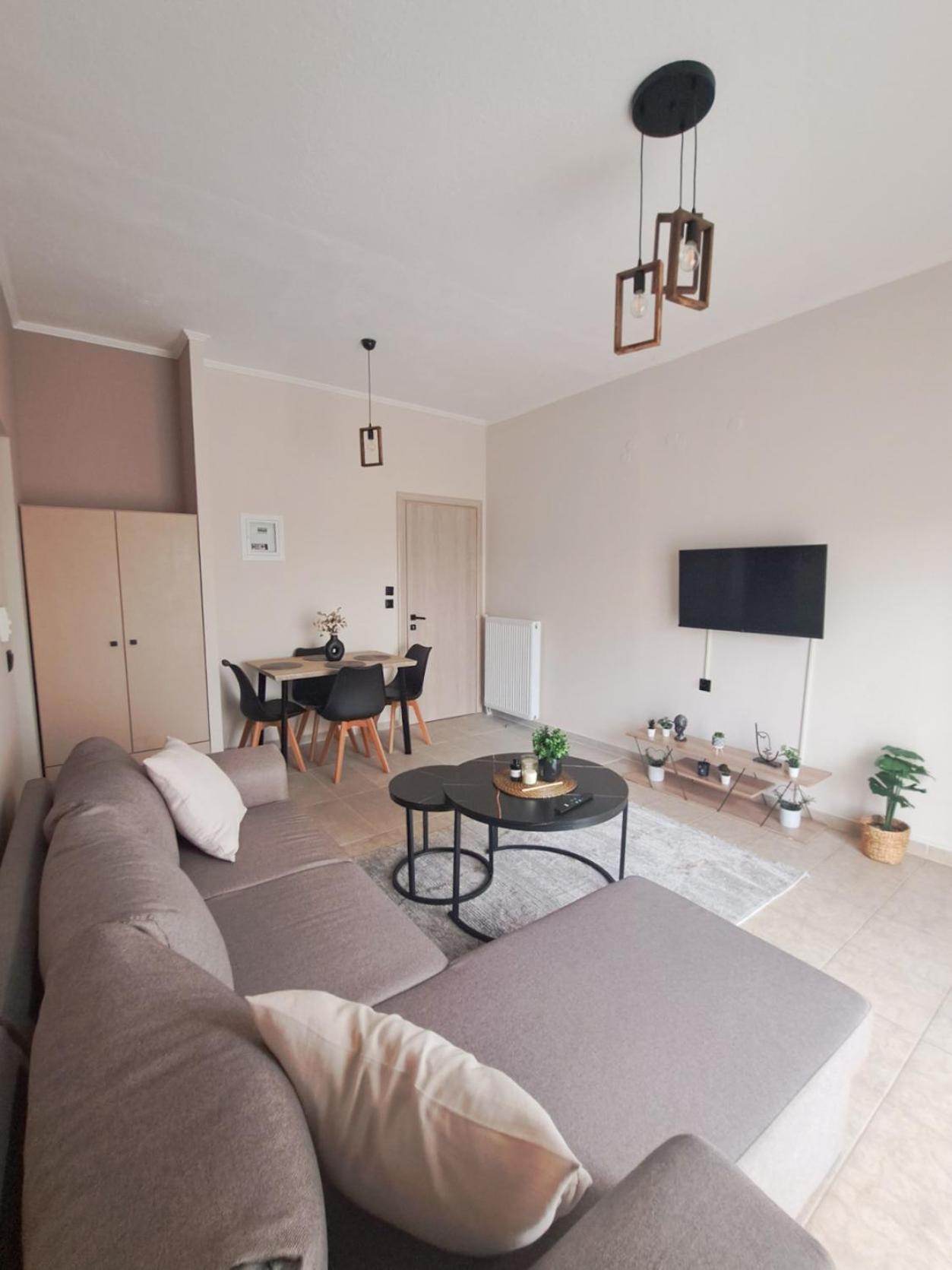Pnoe Apartments
