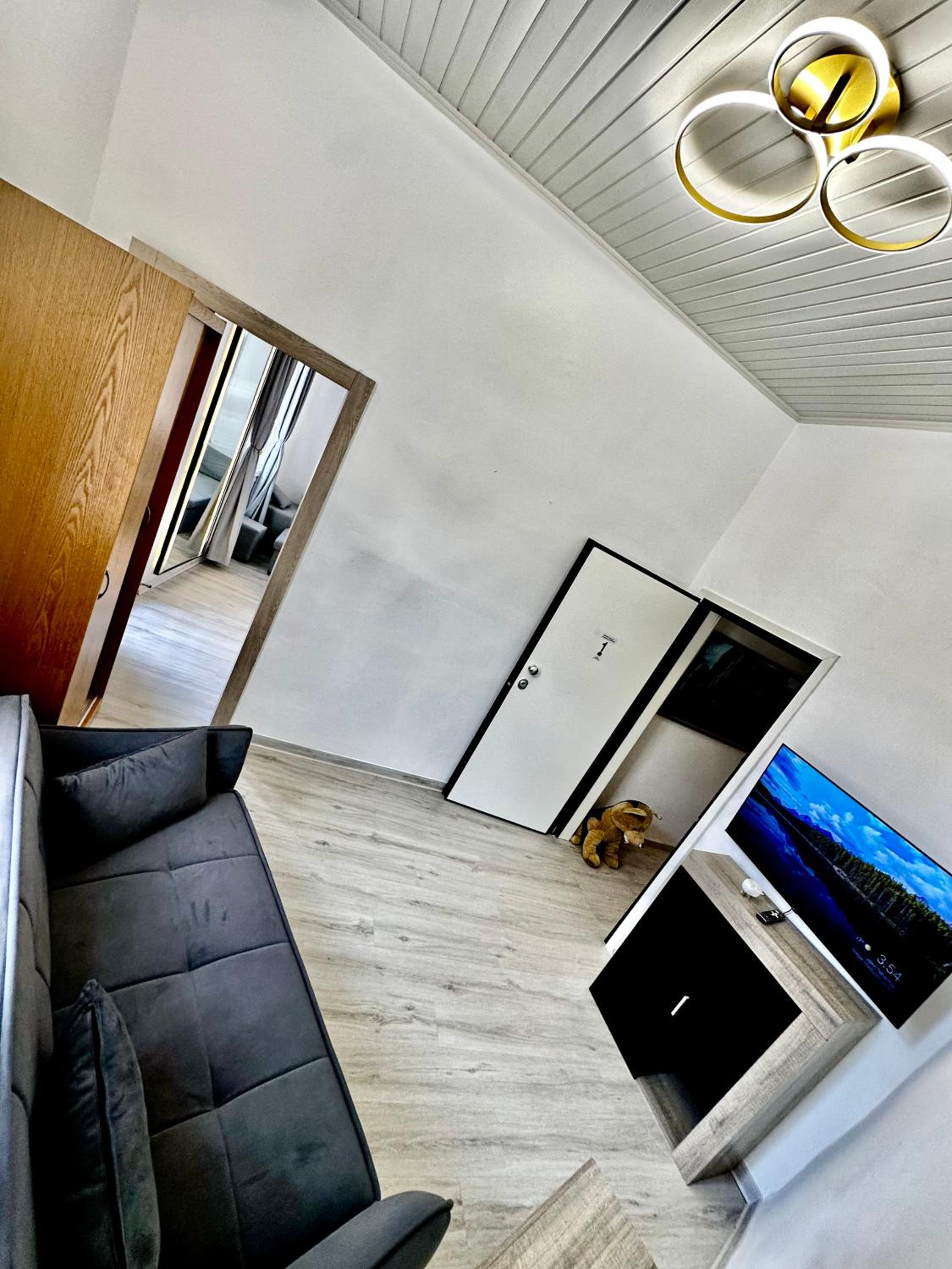 TRAVELLERS CORFU TOWN Luxury Suites, Studios & Apartments
