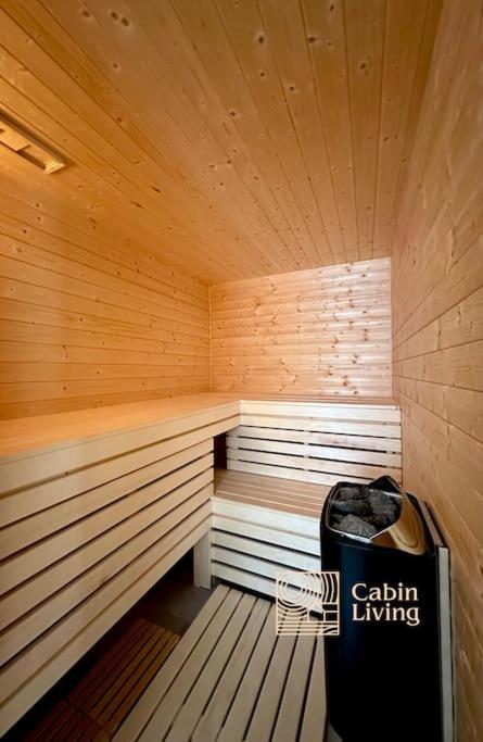 Family-friendly cabin at Sjusjøen with ski trails, sauna and fireplace view 4