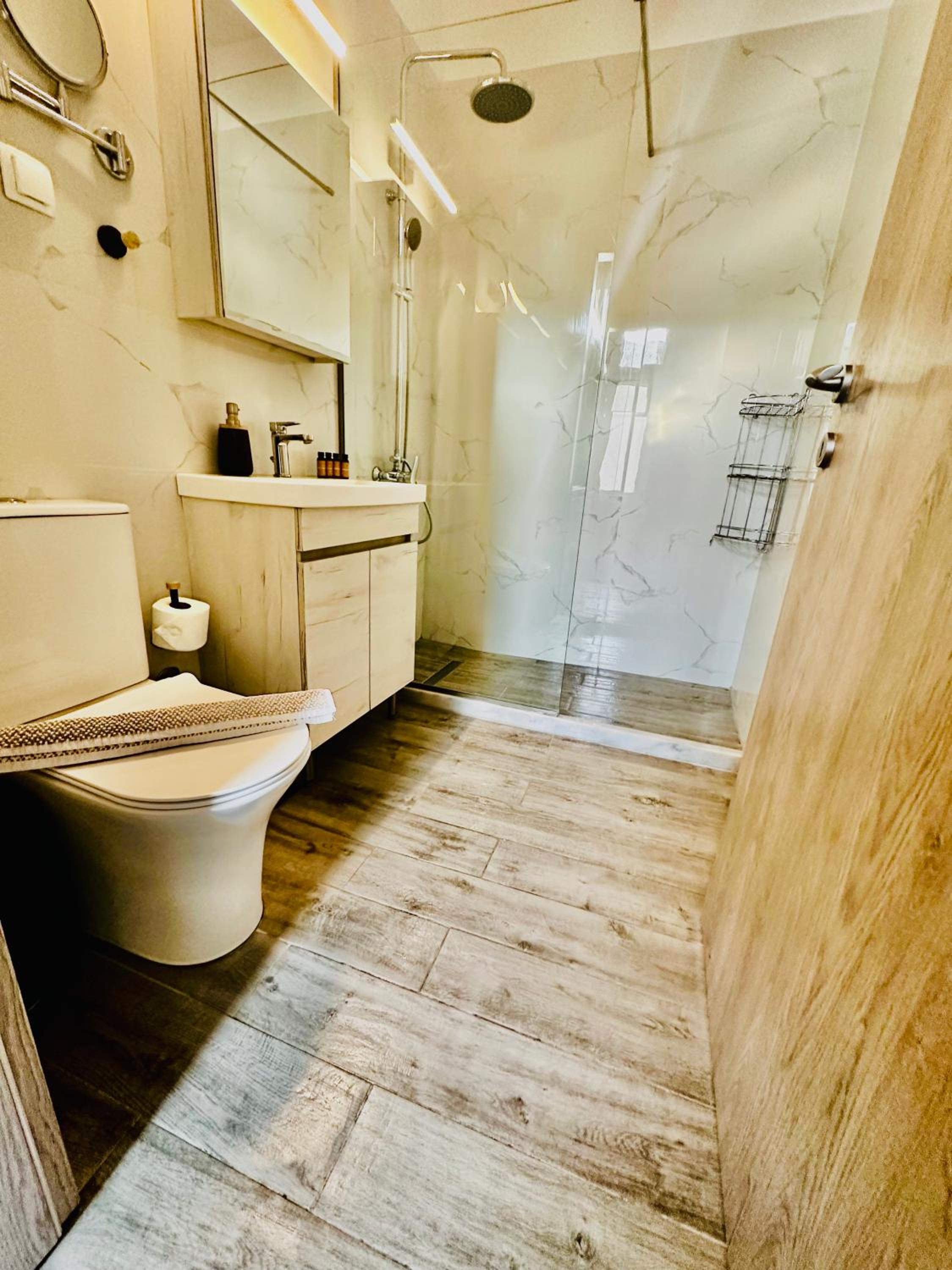 TRAVELLERS CORFU TOWN Luxury Suites, Studios & Apartments