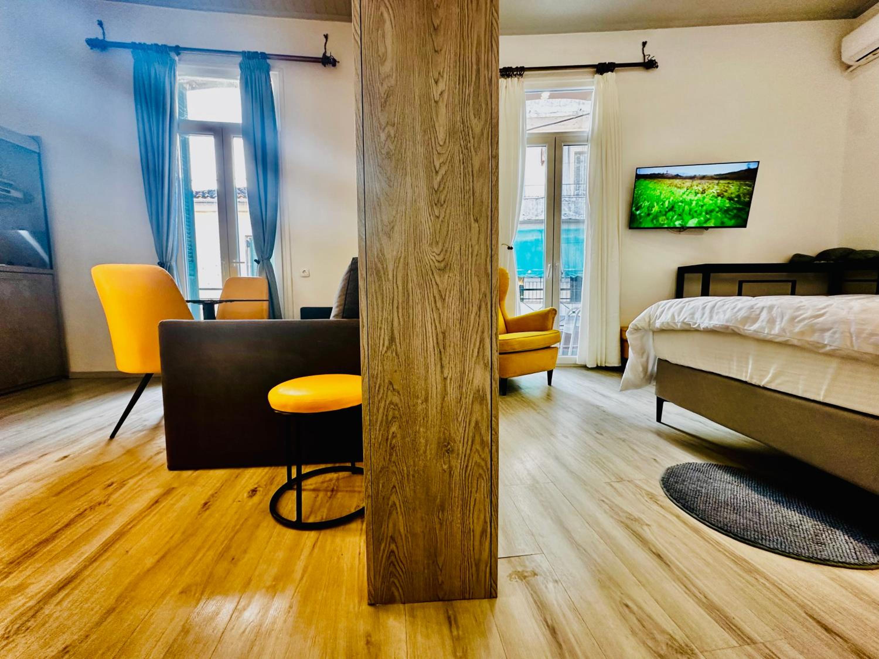 TRAVELLERS CORFU TOWN Luxury Suites, Studios & Apartments