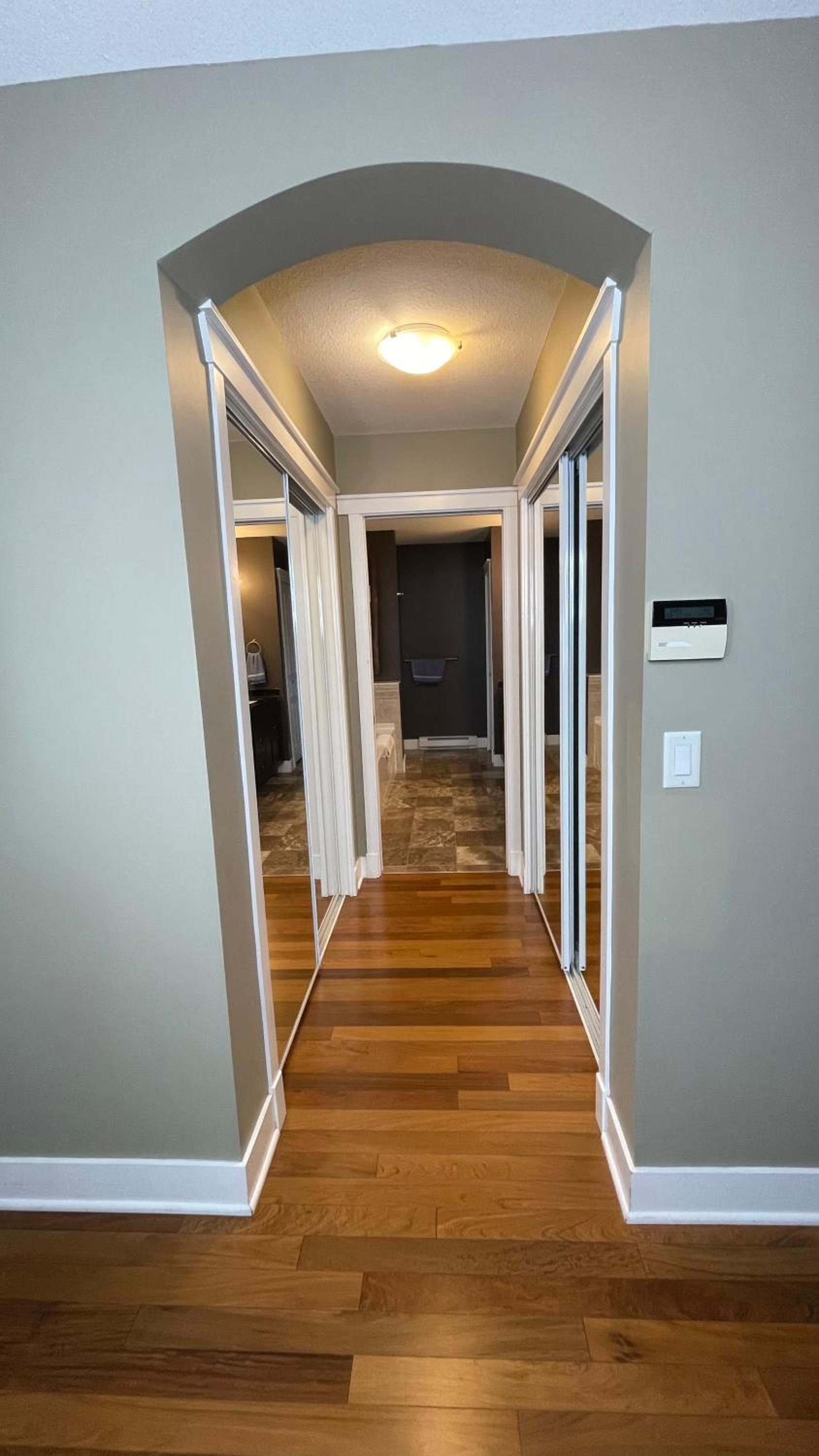 Metropolitan Dream Stay with Saltwater Pool and Hot Tub