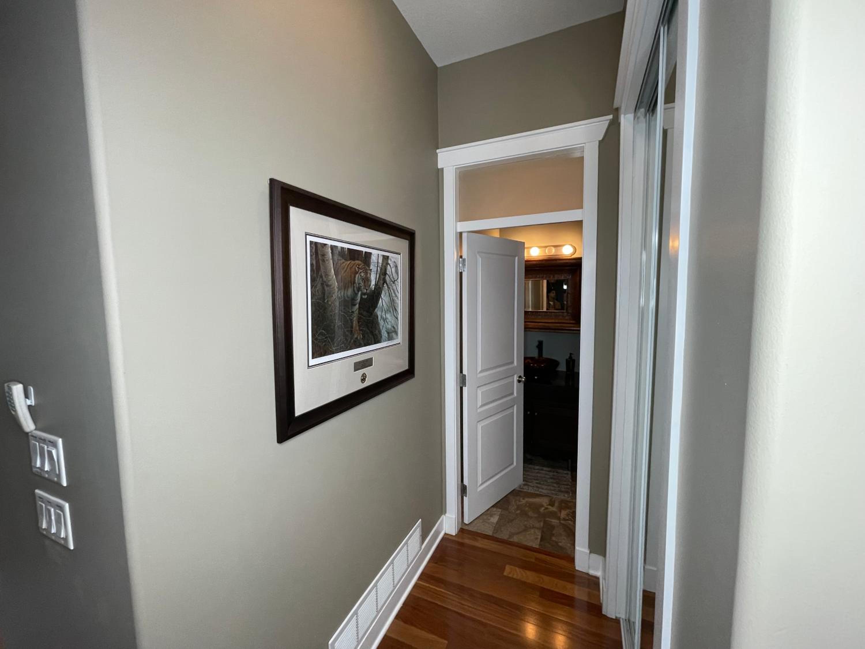 Metropolitan Dream Stay with Saltwater Pool and Hot Tub