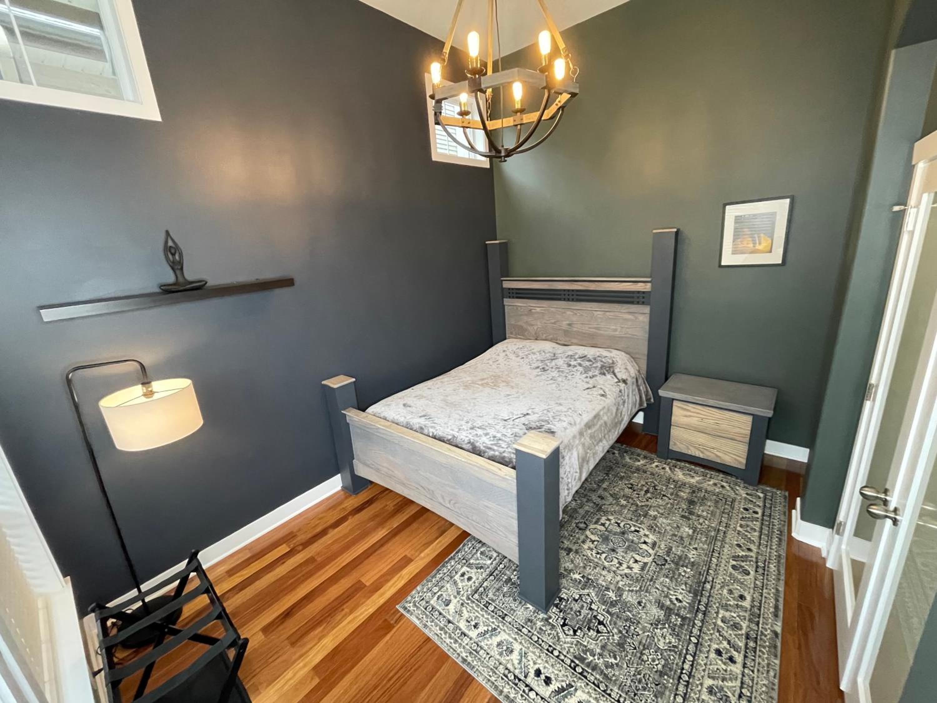 Metropolitan Dream Stay with Saltwater Pool and Hot Tub