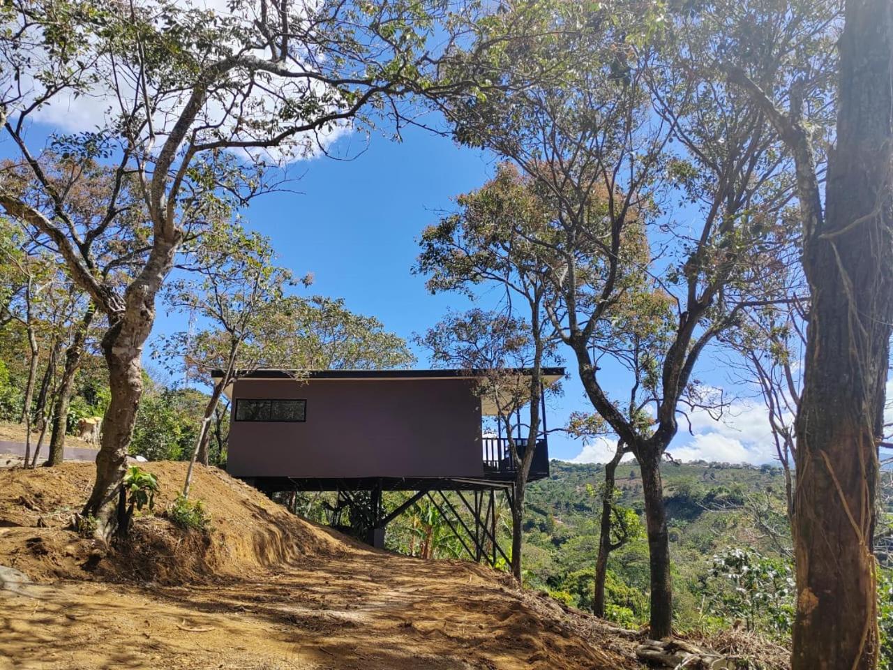 El Paraíso Escondido