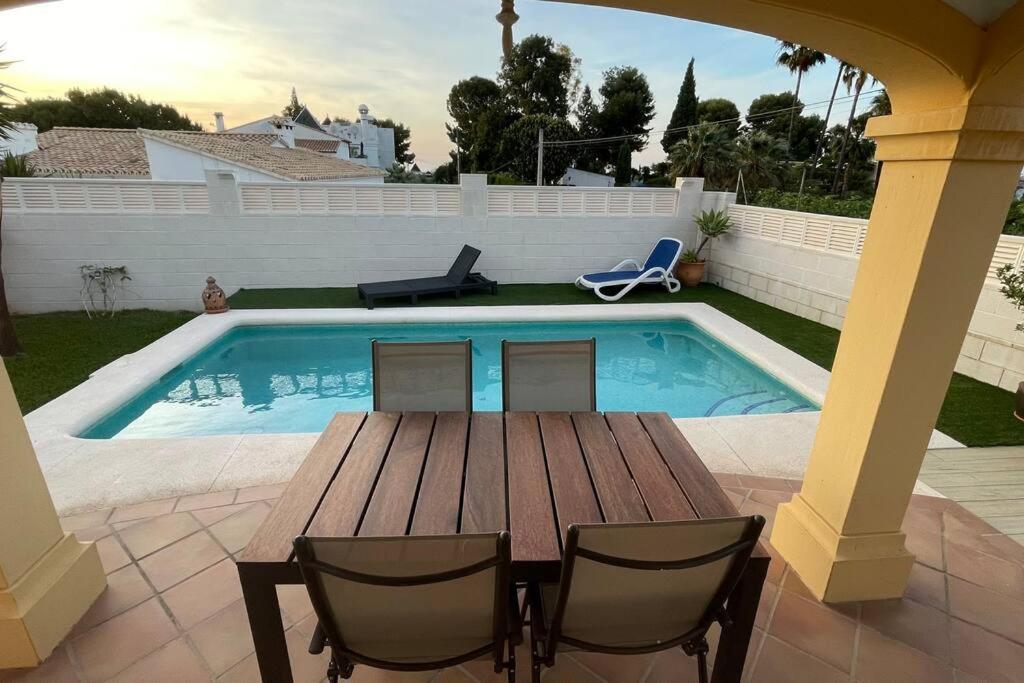 Precioso chalet independiente en Denia con piscina