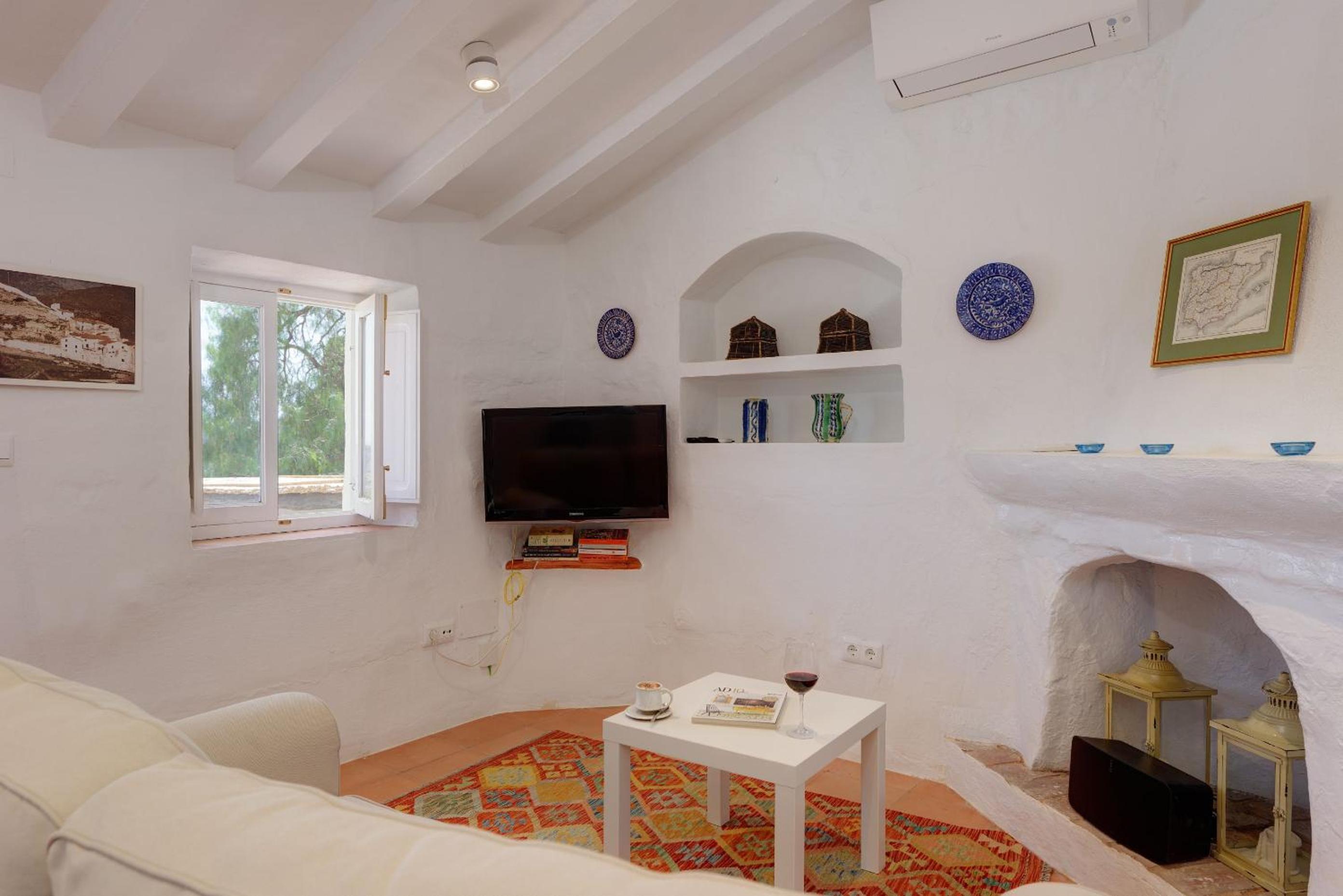 The Little Well: Private Pool Sleeps2 Views view 5