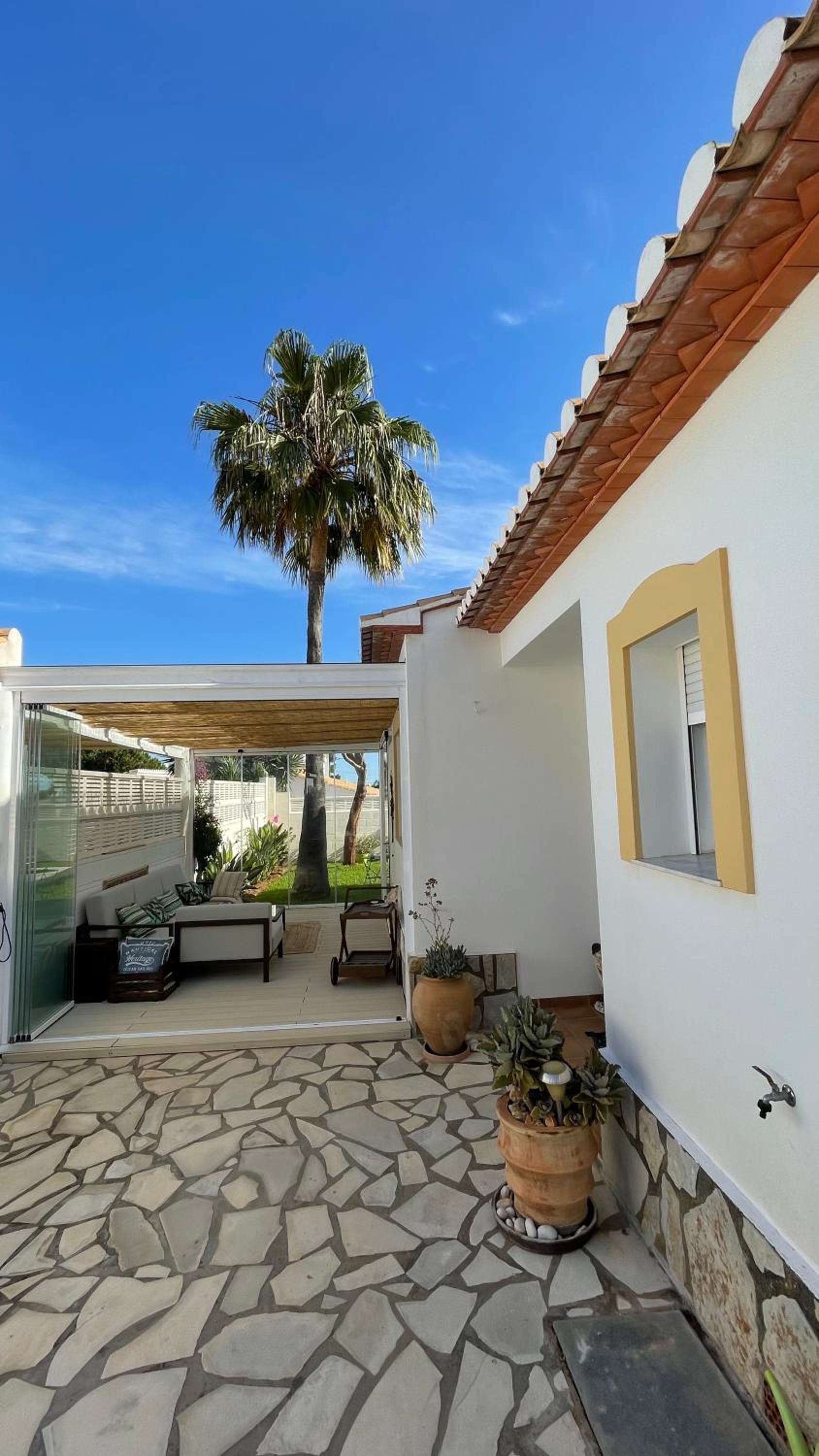 Precioso chalet independiente en Denia con piscina