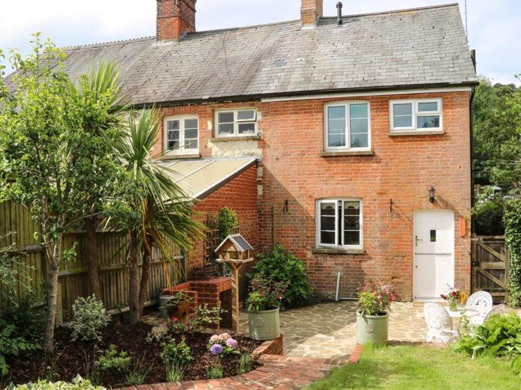 Charming Country Cottage