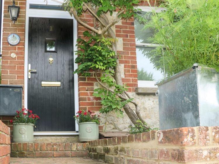 Charming Country Cottage