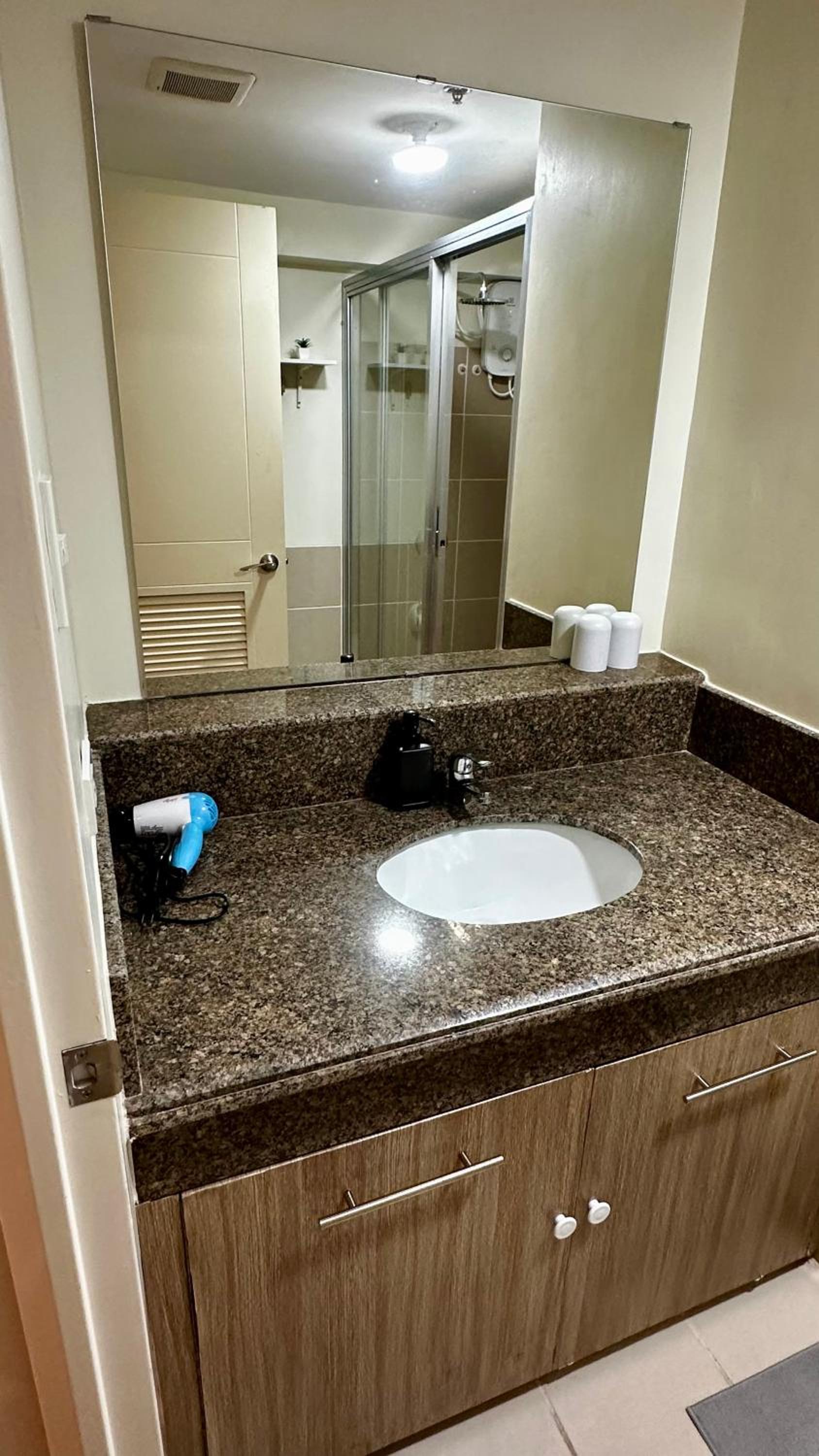 TresMariasCrib 3BR Unit at Pasig City Philippines