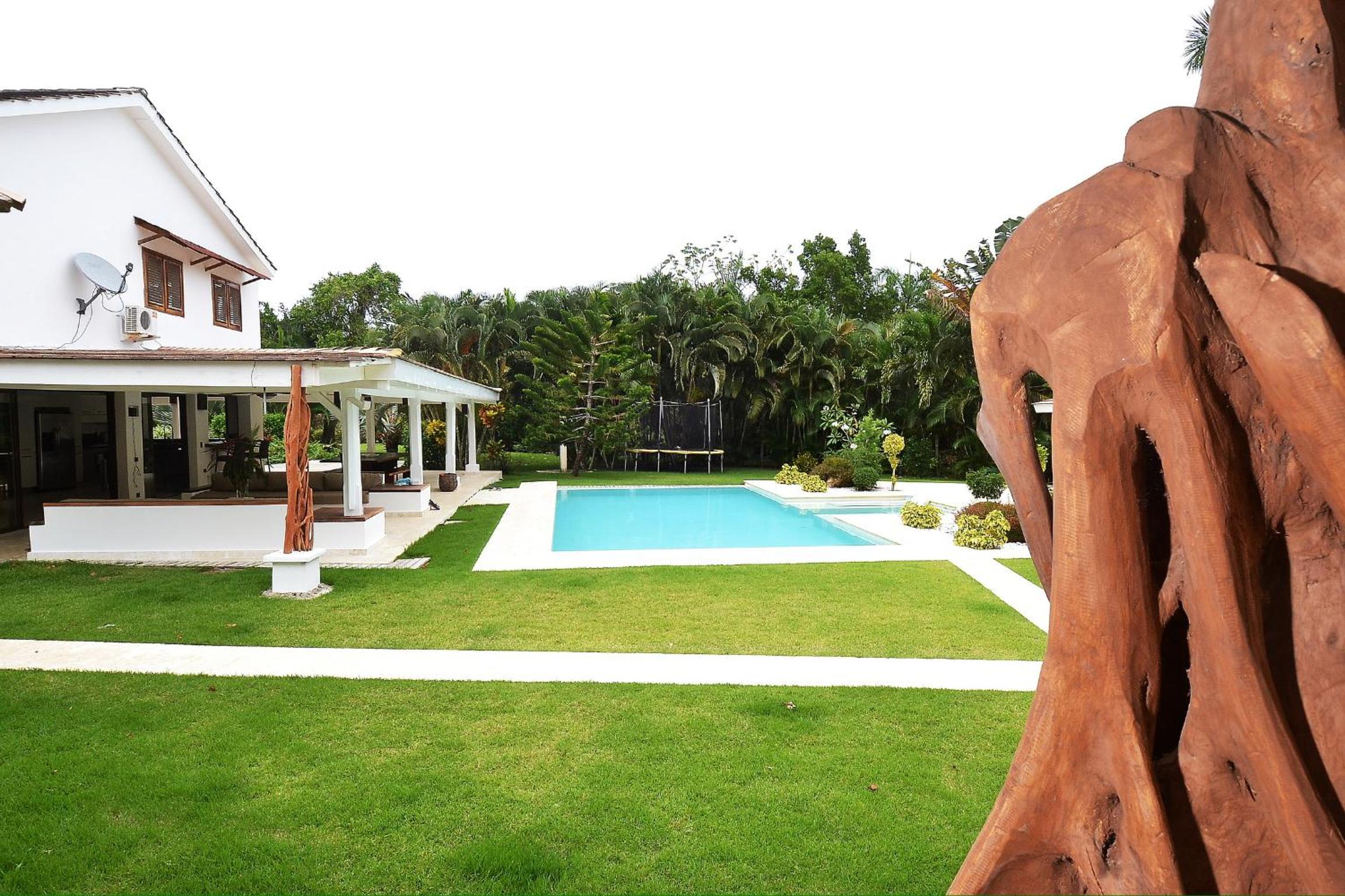 Seaside villa with housekeeping staff - Las Terrenas