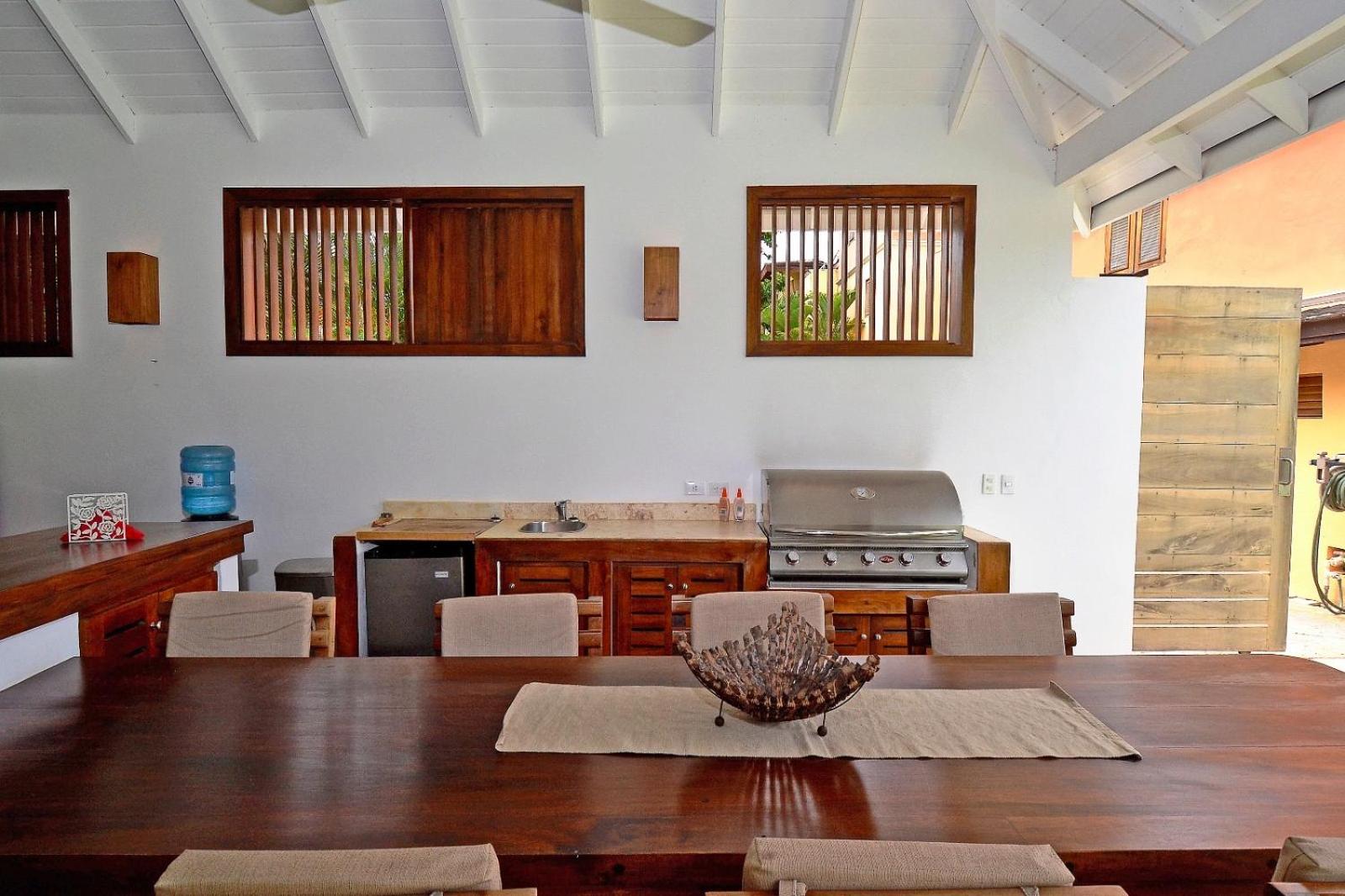 Seaside villa with housekeeping staff - Las Terrenas