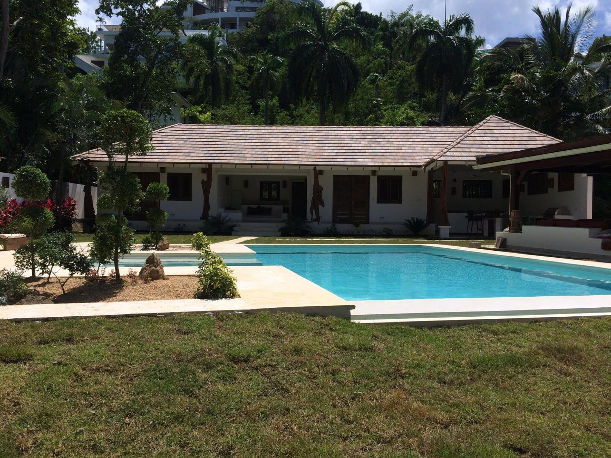 Seaside villa with housekeeping staff - Las Terrenas