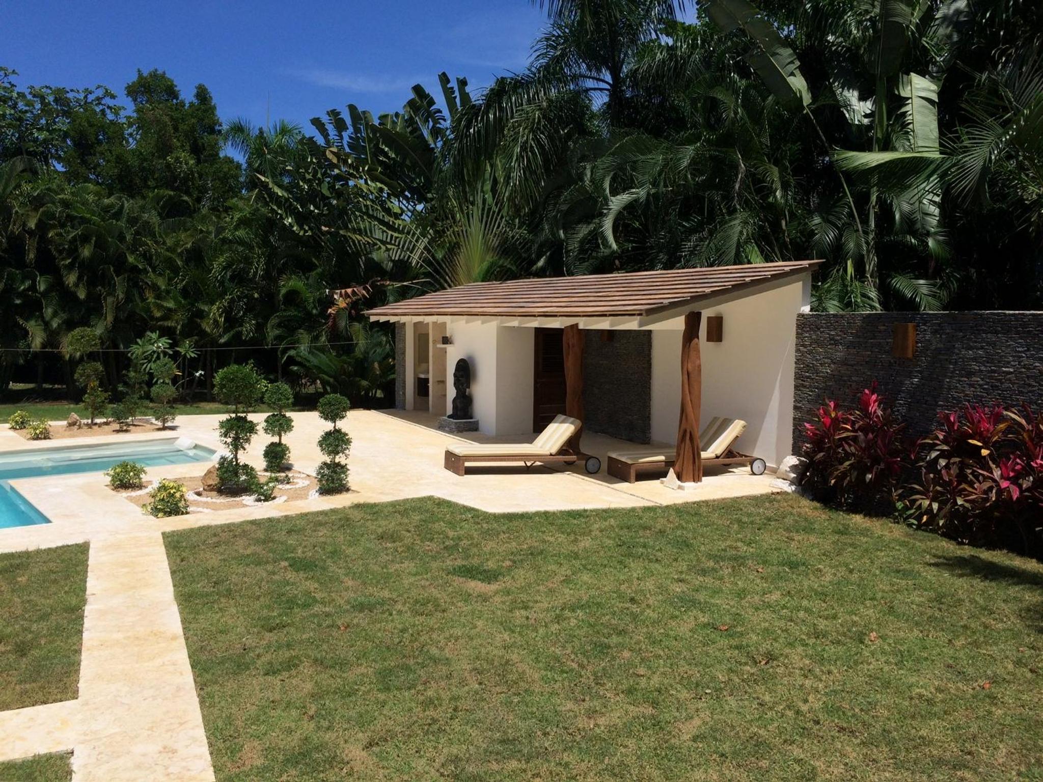 Seaside villa with housekeeping staff - Las Terrenas