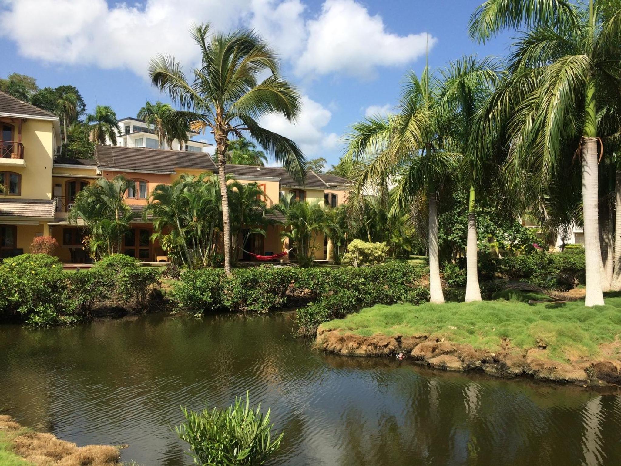 Seaside villa with housekeeping staff - Las Terrenas