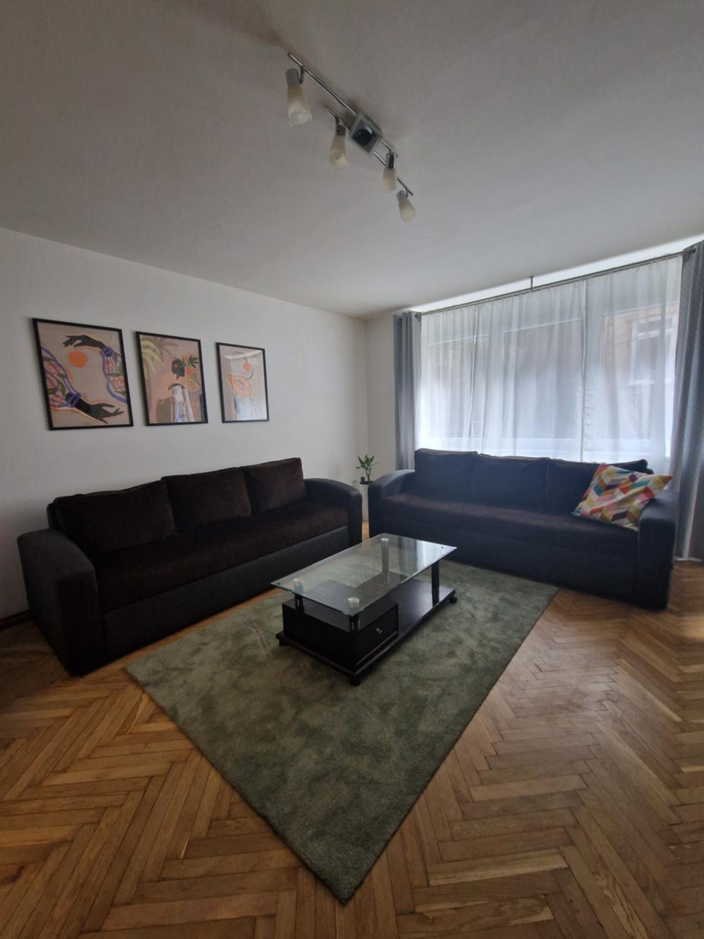 Una Apartment