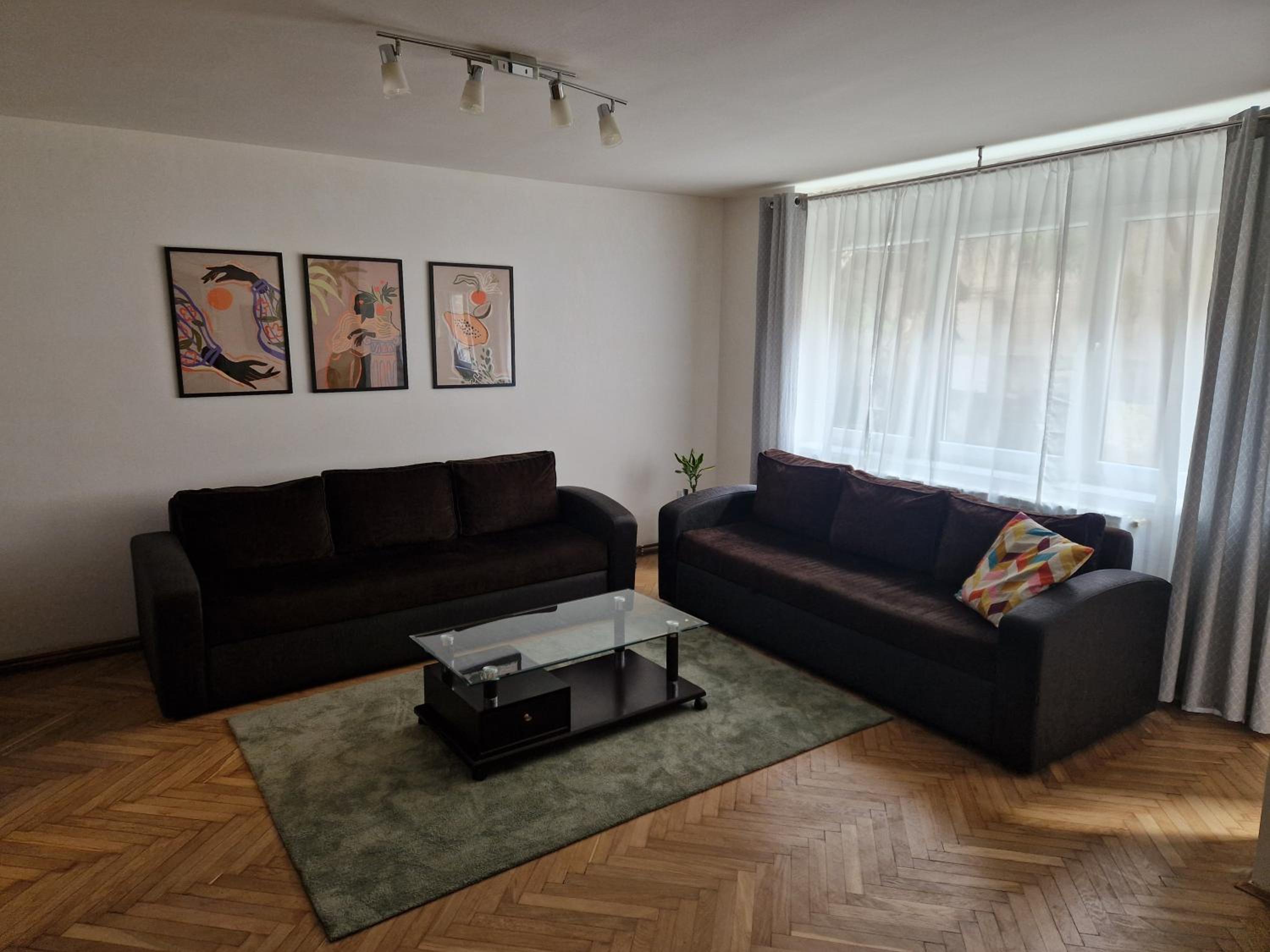 Una Apartment