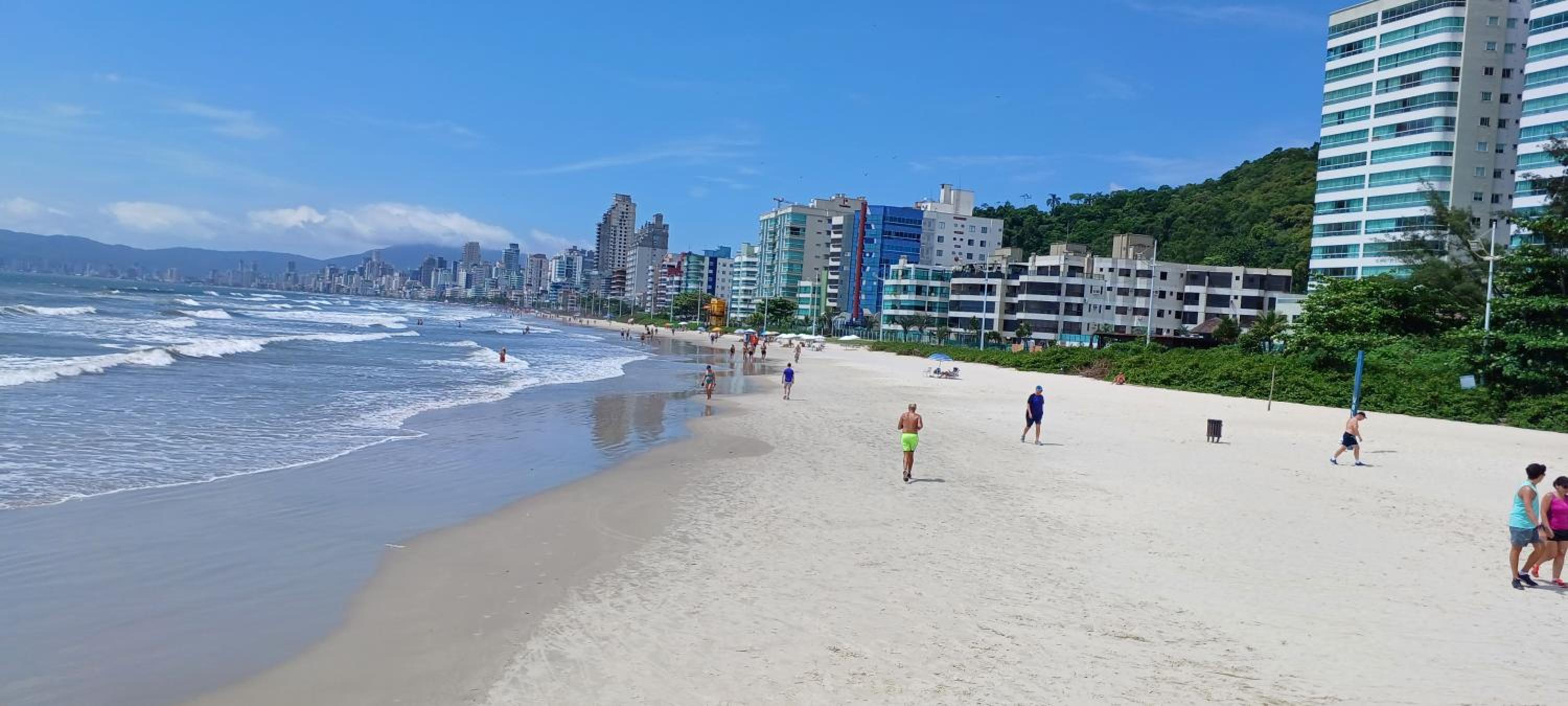 Casa Praia Itapema - Sobrado 3 quartos
