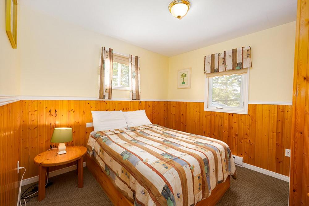 Fiddler's Green Country Cottages