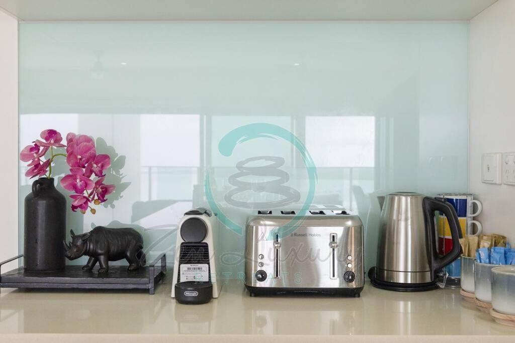 ZEN TOWERS: Cozy Executive 3-BR Family Apt in Darwin City