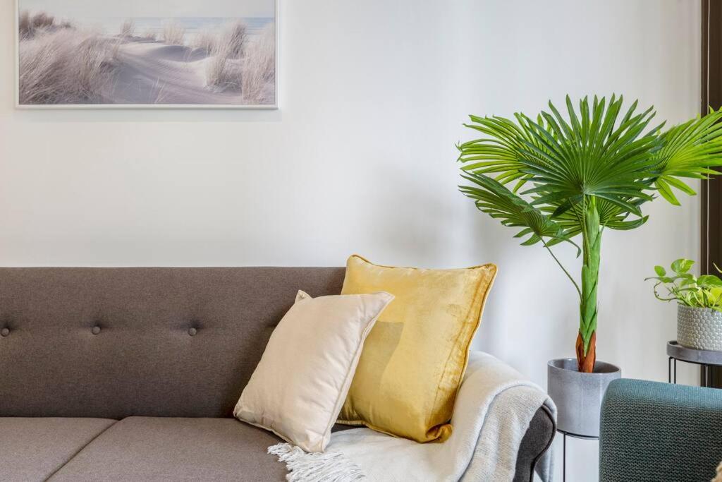☆Epic☆Family-friendly☆WFH area☆Parking☆Balcony
