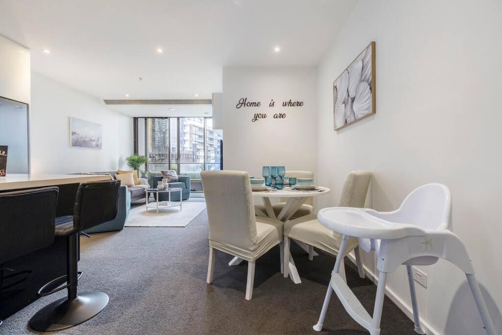 ☆Epic☆Family-friendly☆WFH area☆Parking☆Balcony