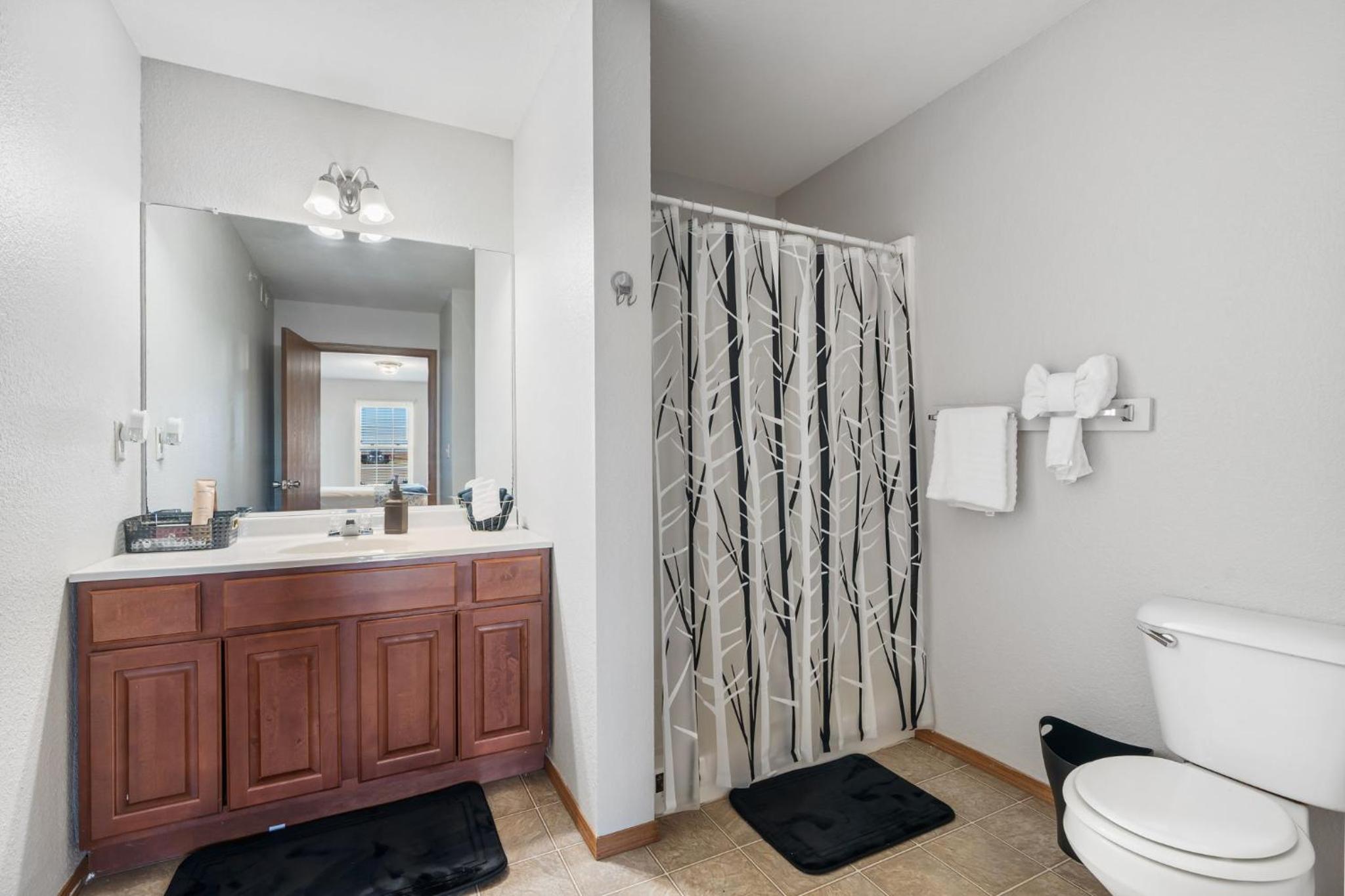 Mesmerizing Apartment In Normal, IL Bloomington, IL