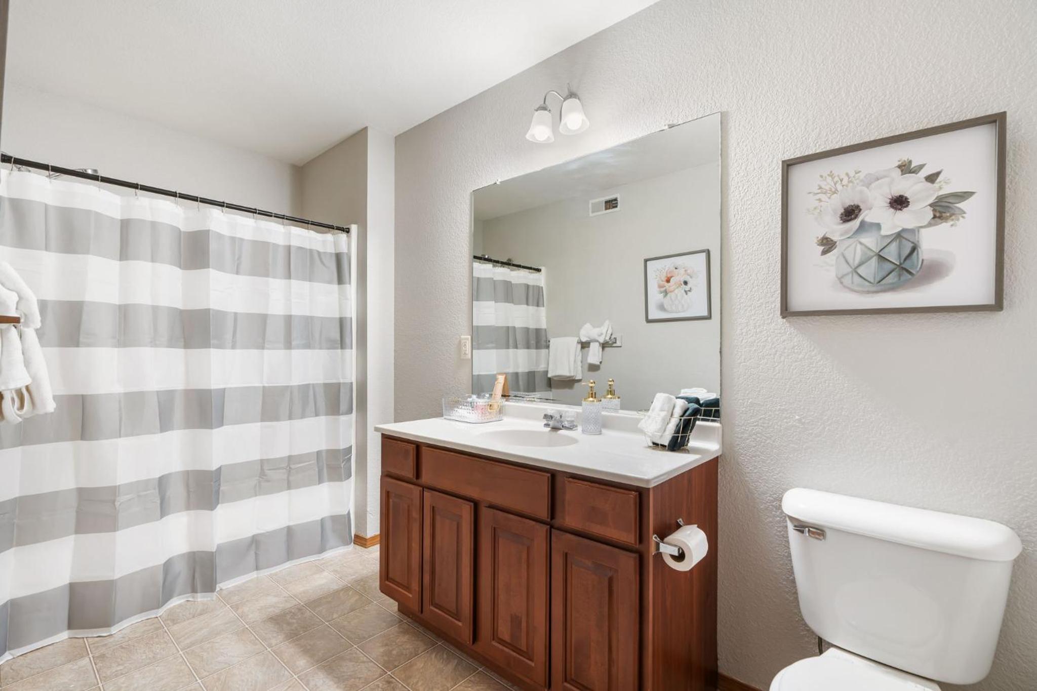 Mesmerizing Apartment In Normal, IL Bloomington, IL