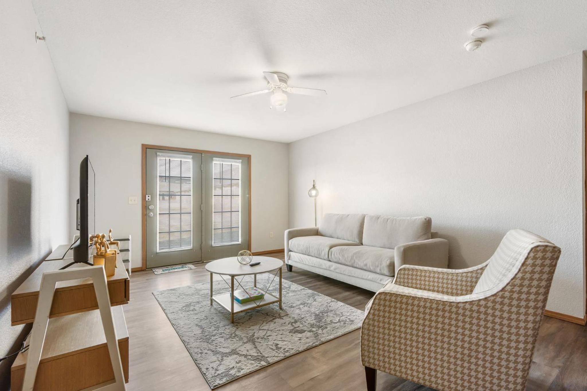 Mesmerizing Apartment In Normal, IL Bloomington, IL